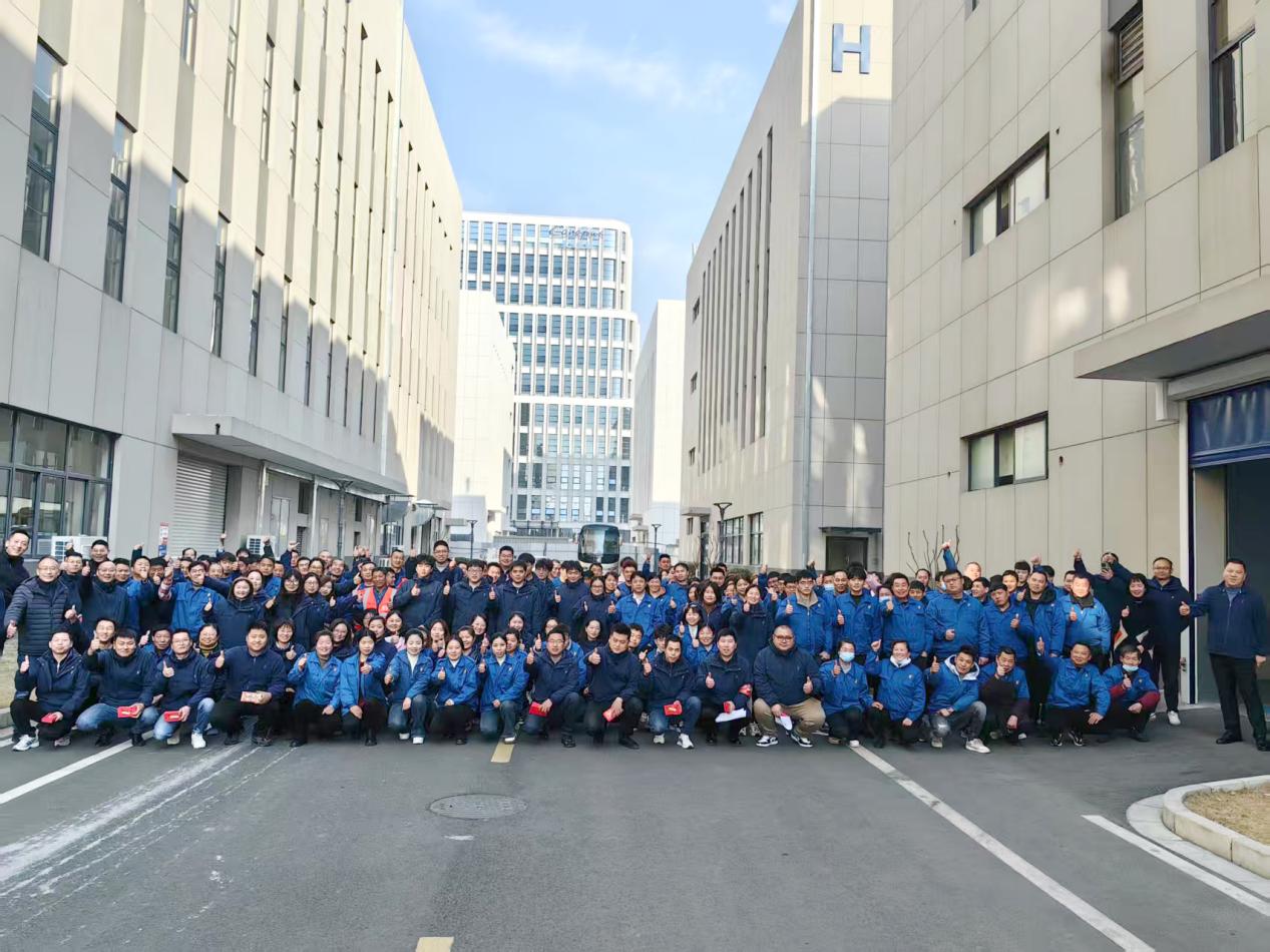 新年大吉大利，萬事開門紅